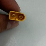 Conector adaptador XT60 Macho para T-Dean Fêmea Energia 60A — quadro real video 1