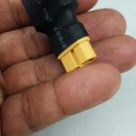 Conector adaptador XT60 Fêmea para XT90 Macho Energia 60A — quadro real video 3
