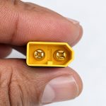 Conector adaptador XT60 Macho para T-Dean Fêmea Energia 60A — 20260929 161849 melhorada
