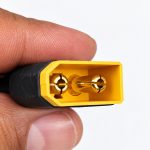 Conector adaptador XT60 Fêmea para XT90 Macho Energia 60A — 20260929 162633 melhorada
